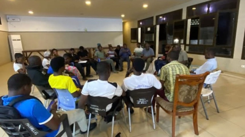 catequistas-malabo-inicio-curso-2-noticia_imagen