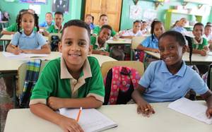 Día Escolar de la Paz y la No Violencia: educar para proteger la infancia y sembrar esperanza