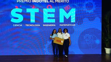 diana-becada-premio-seibo-4-normal