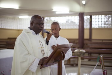 Fr. Roberto Okón Pocó, OP. misa