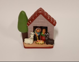 Belén navidad casa y árbol pequeño
