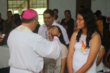 Misionero Paco confirmaciones