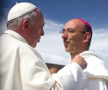 Mons. David con el Papa Francisco Visita Puerto Maldonado