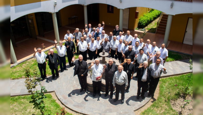 Obispos peruanos Asamblea plenaria episcopado Perú