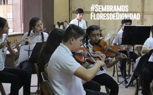 Contigo Sembramos Música en el Bañado de Tacumbú, Paraguay