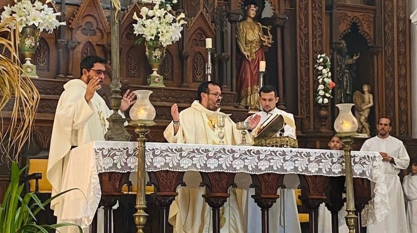 primer-aniversario-ordenacion-fr-eleandro-bautismo-del-senor-noticia_imagen