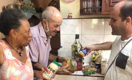 Almuerzo solidario en El Vedado