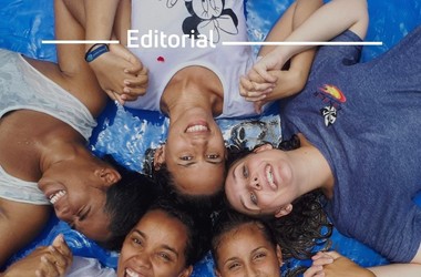 Revista 8 Editorial icono