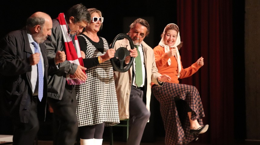teatro-solidario-grupo-de-teatro-recuerdo-2-noticia_imagen