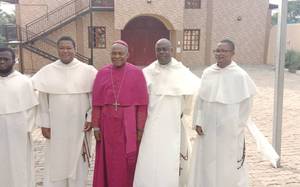 Toma de posesión de fray Jesús Molongwa como párroco de Santa Beatriz en Malabo