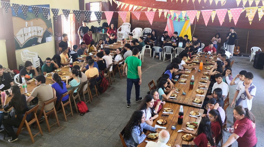 v-encuentro-interparroquial-dominicos-paraguay-2026-7-comida-noticia_imagen