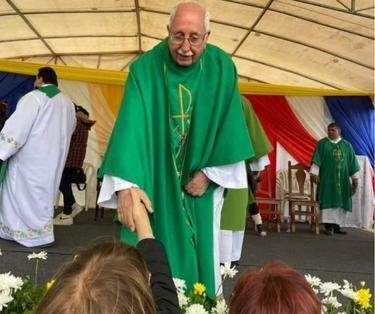 Visita Bañado Tacumbú Cardenal Adalberto Martínez Pedro Velasco 5