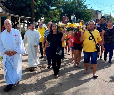 Visita Fr. Leoncio Paraguay 3
